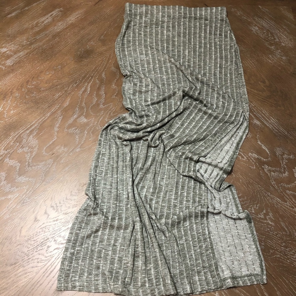 Olive ribbed maxi skirt